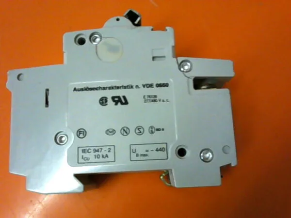 VDE 0660 | ABB/AUSLOSECHARAKTERISTIK VDE 0660 CIRCUIT BREAKER - Image 3