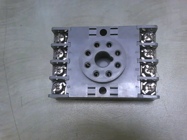27E891 | P & B 27E891 RELAY SOCKET, DIN RAIL, SCREW, 8 PINS, 10A, 300VAC - Image 2