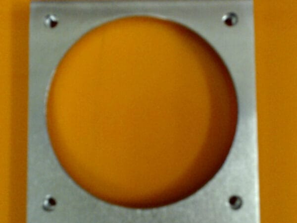 013-008885-682 | PLATE, REGULATOR BACKUP, SYN - Image 4