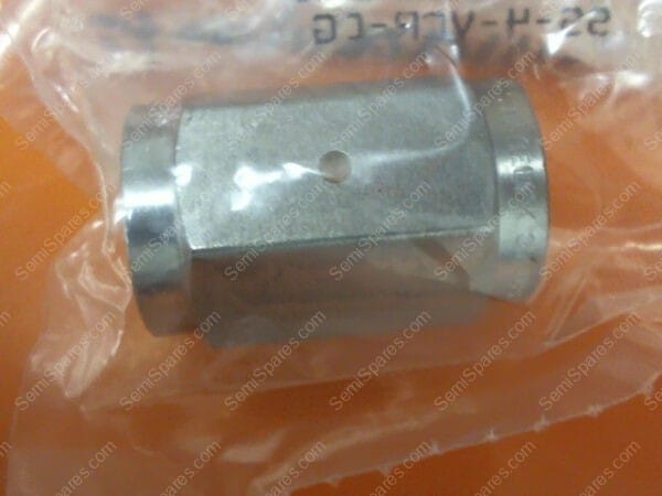 796-090708-004 | FTG, COUPLING, VCR 1/4 - Image 4