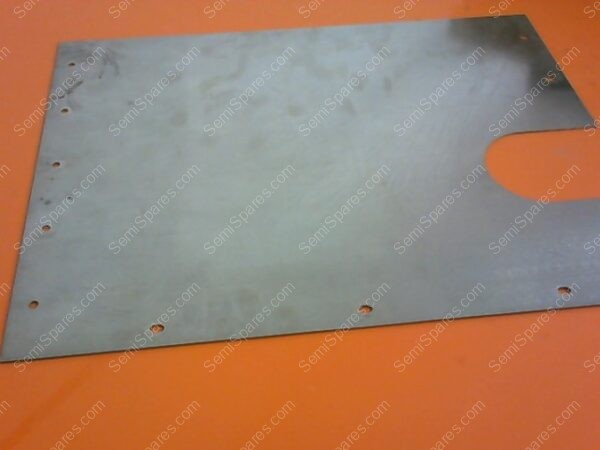 714-033752-001 | COVER AUX PWR BOX - Image 6