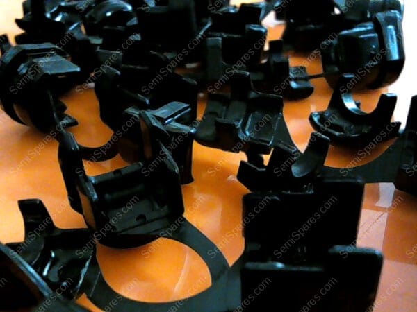 686-250738-001 | STRAIN REL NYL BUSHING #1184 - Image 4