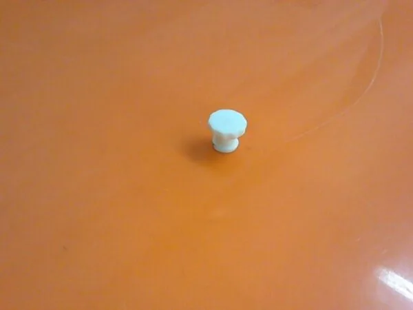 BF-0140-00 | PLUG,FTLLP-1,WHITE NYLON - Image 3