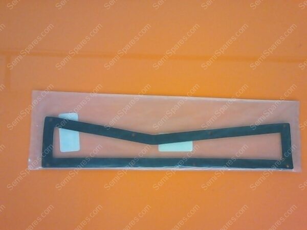 716-024585-101 | GASKET, COVER, EXT BOX, LEFT