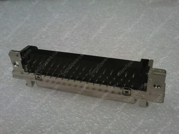 60010685132 | CONN D-TYPE RCPT 68POS R/A SLDR - Image 2