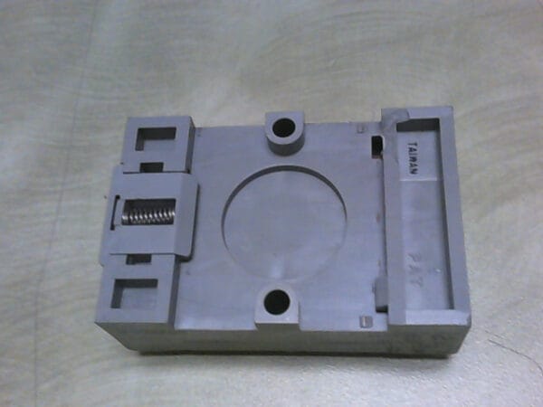 27E891 | P & B 27E891 RELAY SOCKET, DIN RAIL, SCREW, 8 PINS, 10A, 300VAC - Image 4