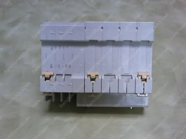 C45N-C32 | MERLIN GERIN MULTI9 C45N 15A 415V 4 POLE WITH VIGI C32 220/380V - Image 5