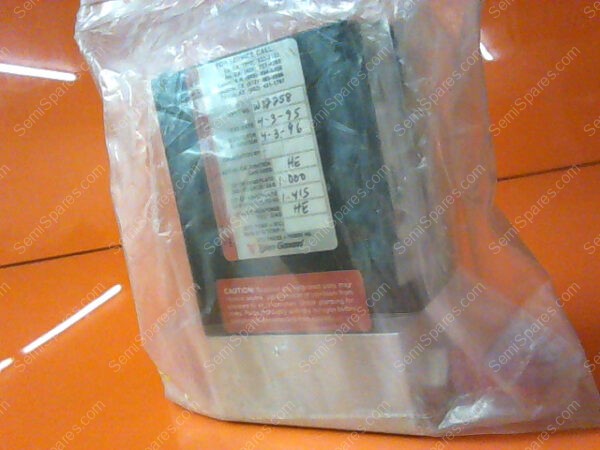 PC-5900U | MASS FLOW CONTROLLER GAS HE - Image 5