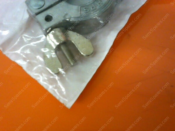 796-001233-004 | CLAMP  WING NUT & SCREW CLOSU NW16 (FITS NW16 AND 10) - Image 3