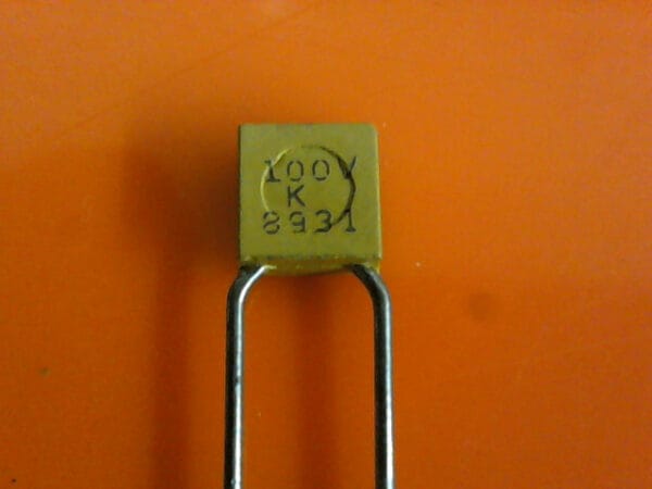 CK05BX103K | CAP CER 10000PF 100V BX RADIAL - Image 4