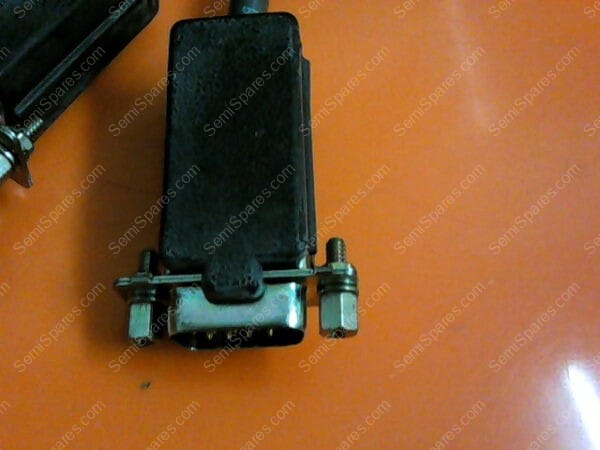 RJ45/D-CUB | RJ45/D-SB ISOLATOR P/N136689 REV-WCA 98/10 W2945 - Image 5