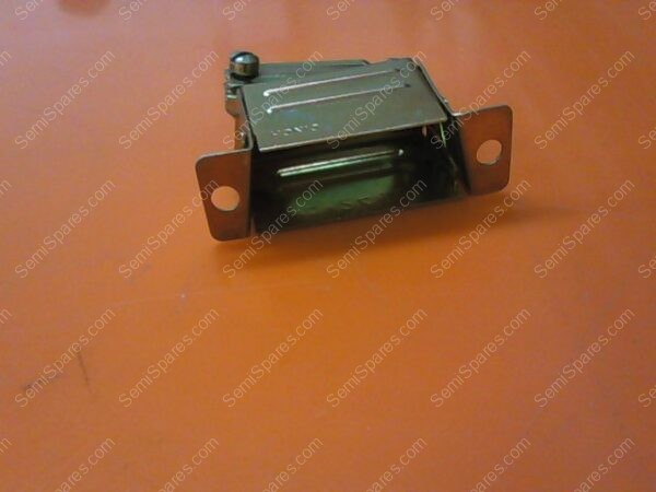 668-001738-001 | CONN D-SUBMINI HOOD - Image 4