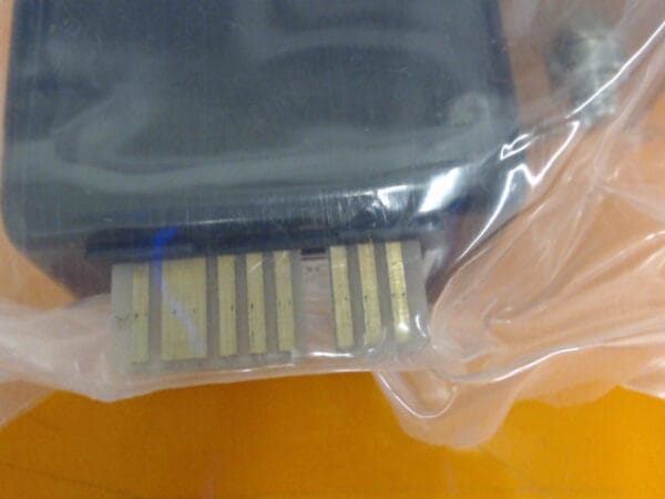 MF-1400-00 | MFC UNIT UFC-1100A,HCL,100 SCCM,VERTICAL,AMAT-M1 - Image 4