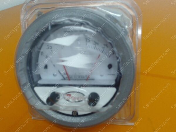 FW-2090-00 | FLOWMETER,3002MR,DWYER PHOTOHELIC GAUGE - Image 2