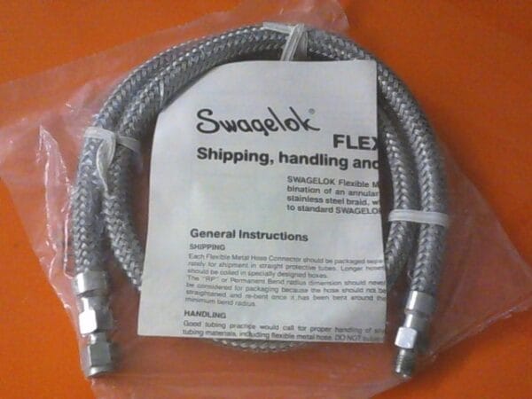 TH-1672-00 | HOSE, P/N SS-HO-4-SL4-SL4-36, BRAID, 1/4" - Image 3