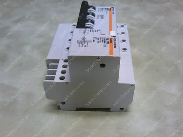 C45N-C32 | MERLIN GERIN MULTI9 C45N 15A 415V 4 POLE WITH VIGI C32 220/380V - Image 6