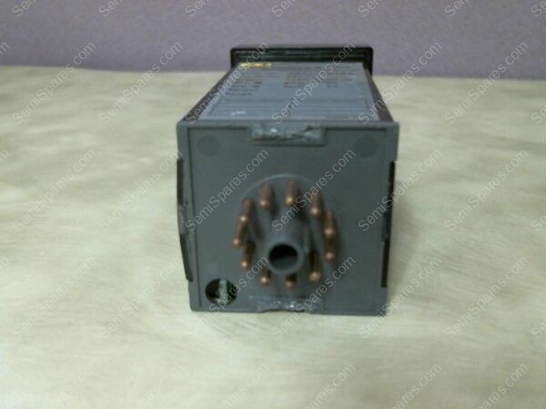 991.11C | CAL CONTROLS #9900 TEMPERATURE CONTROLLER SN/9911158185 MN/991.11C SUPPLY 115V 50-60HZ - Image 5