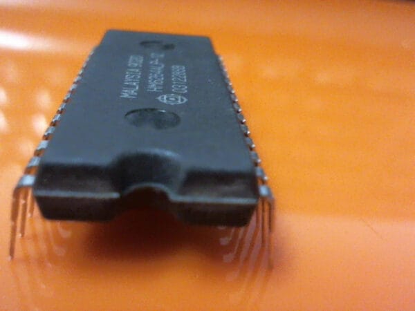 HM6264ALP-12 | INTEGRATED CIRCUITS, STANDARD SRAM, 8KX8, 120NS, CMOS, PDIP28, HM6264ALP-12 - Image 5