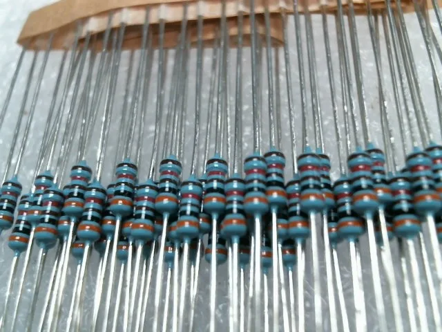 TSTA-RNF14FTD30K1 | RES 30.1K OHM 1% 1/4W AXIAL - Image 2