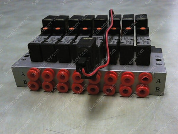 NVJ314M | SMC (8) NVJ314M, (1) NVJ3233Y PNEUMATIC ASSEMBLY 24VDC SOLENOID VALVE - Image 4