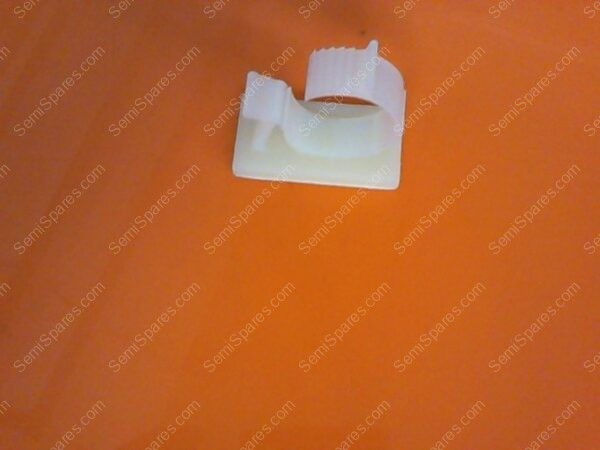 GU-0760-00 | CLIP,1''STICKY,7565K49,MISC - Image 3