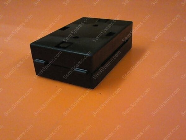 638-095466-026 | FERRITE,BLK,EMI SUPPR,26P RBN - Image 6