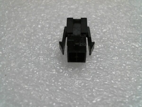 TMOL-4320-0400 | CONN PLUG HSG 4POS 3.00MM (LOT OF 8) - Image 4
