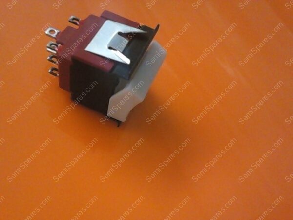 MS-7150-00 | SWITCH, 050-002, ON/OFF, 5AMP@2OV, FORTREND - Image 2