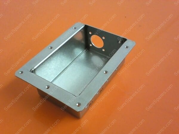 714-015085-001 | BRACKET FEED-THRU BOX(LWR MAT - Image 9