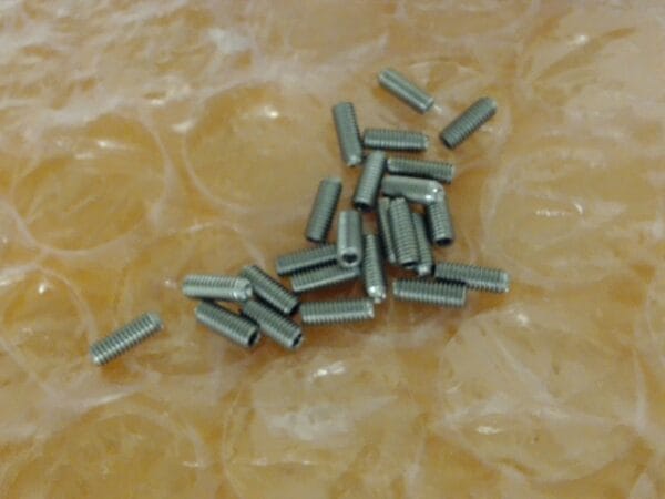 SC-3609-00 | KNURLED CUP SET SCREW, 93445A332 - Image 2